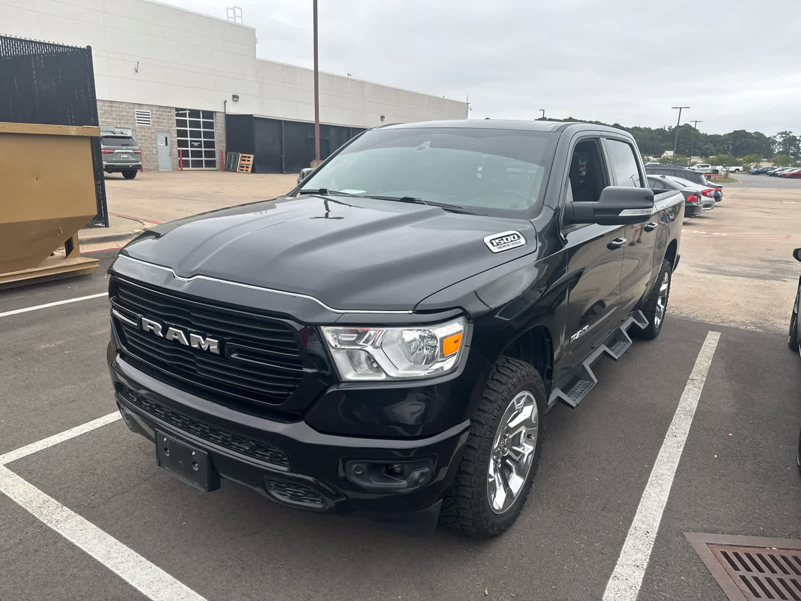 Used 2021 RAM 1500 Big Horn AWD/4WD image 2