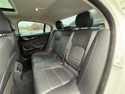 Used 2020 Jaguar XE S RWD image 24