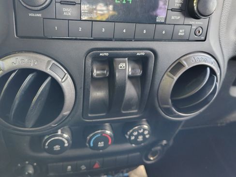 Used 2014 Jeep Wrangler Sport w/ Quick Order Package 24S image 9