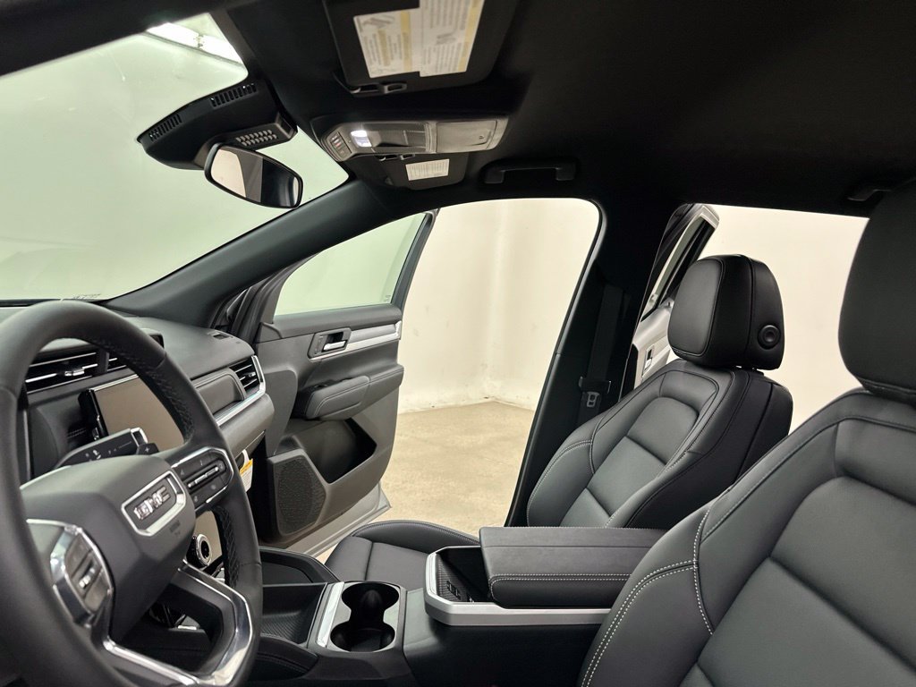 New 2027 GMC Terrain Elevation w/ Elevation Premium Package AWD/4WD image 34