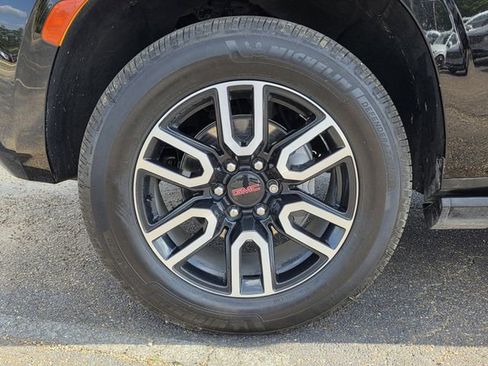 Used 2023 GMC Yukon AT4 w/ Technology Package image 35