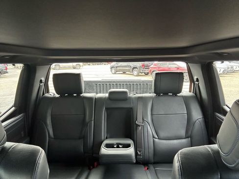 Used 2022 Toyota Tundra Platinum w/ Advanced Package image 26