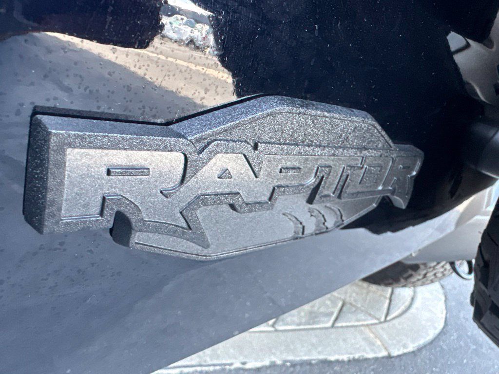 Used 2025 Ford Bronco Raptor w/ Interior Carbon Fiber Pack AWD/4WD image 10