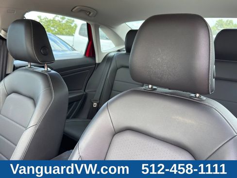 Used 2023 Volkswagen Jetta SE FWD image 12