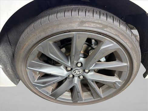 Used 2026 Toyota Corolla SE FWD image 19