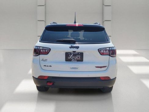 Used 2025 Jeep Compass Trailhawk AWD/4WD image 5