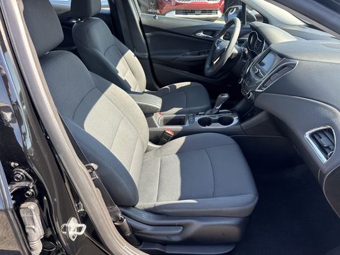 Used 2019 Chevrolet Cruze LT w/ Sun And Sound Package image 13