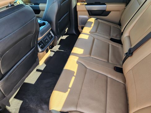 Used 2023 Ford F250 Lariat w/ Lariat Ultimate Package image 30