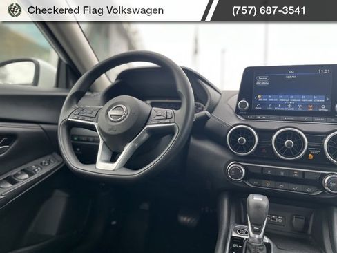 Used 2024 Nissan Sentra SV image 28