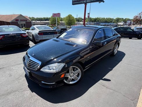 Used 2012 Mercedes-Benz S 550 4MATIC image 2