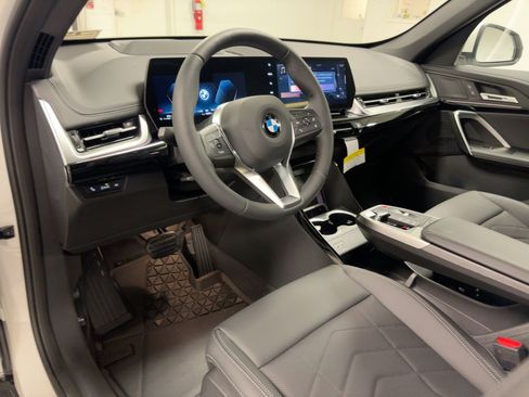 New 2026 BMW X1 xDrive28i w/ Technology Package image 4