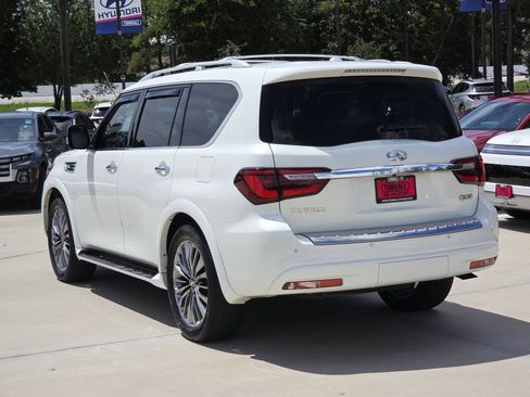 Used 2021 INFINITI QX80 Sensory w/ All-Season Package RWD image 8