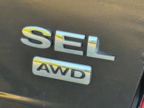 Used 2014 Ford Edge SEL w/ Driver Entry Package AWD/4WD image 20
