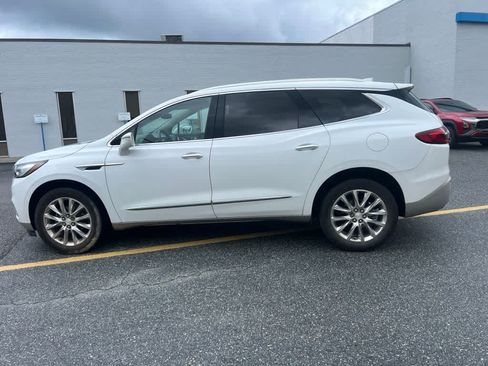 Used 2020 Buick Enclave Premium w/ Surround and Sites Package FWD image 4