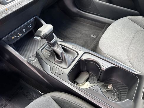 Used 2025 Kia K4 LXS image 26