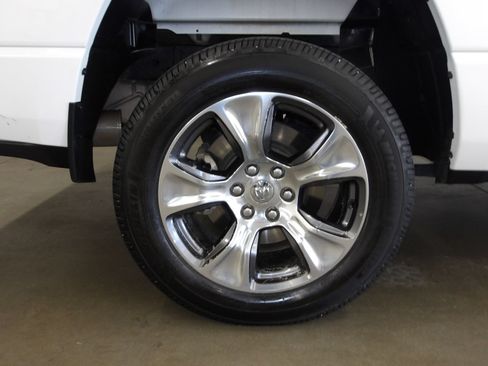 Used 2024 RAM 1500 Laramie AWD/4WD image 20