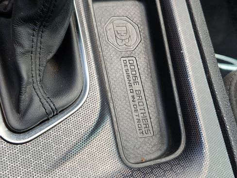 Certified 2016 Dodge Charger R/T RWD image 23