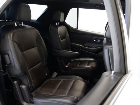 Used 2022 Chevrolet Traverse High Country AWD/4WD image 25