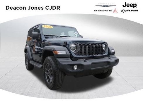 Certified 2025 Jeep Wrangler Sport AWD/4WD image 1