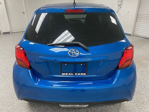 Used 2016 Toyota Yaris L image 6