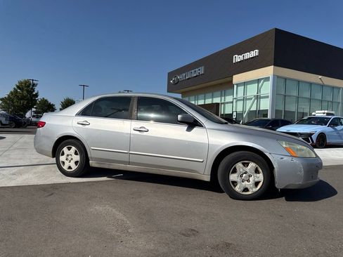 Used 2005 Honda Accord LX image 5
