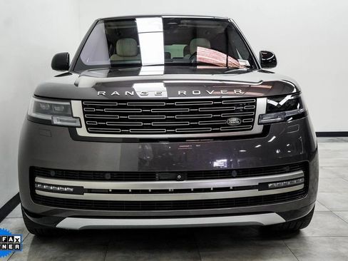 Used 2023 Land Rover Range Rover Long Wheelbase SE AWD/4WD image 6
