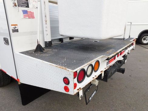 Used 2011 Ford F550 2WD Regular Cab Super Duty w/ PWR Equipment Group image 15