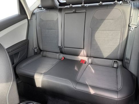 New 2024 Volkswagen Taos SE image 13