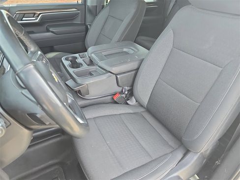 Used 2024 Chevrolet Silverado 3500 LT w/ Convenience Package image 14