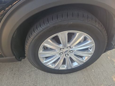 Used 2020 Ford Explorer Limited RWD image 10