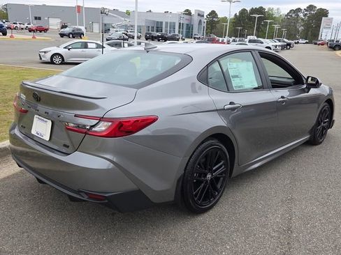 New 2026 Toyota Camry SE image 12