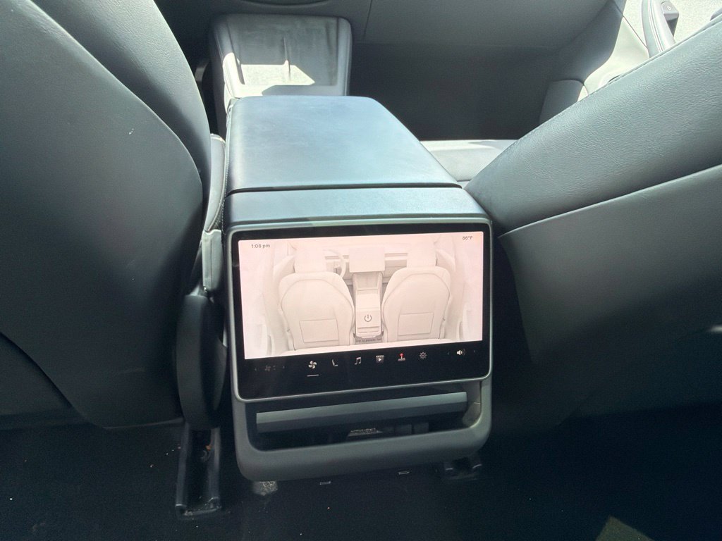 Used 2024 Tesla Model 3 Standard Range RWD image 9
