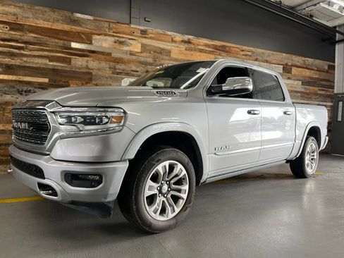 Used 2022 RAM 1500 Limited w/ Body Color Bumper Group AWD/4WD image 8