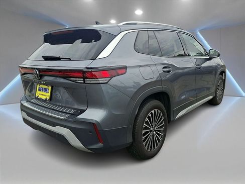Used 2026 Volkswagen Tiguan S w/ 18" Wheel Package AWD/4WD image 4