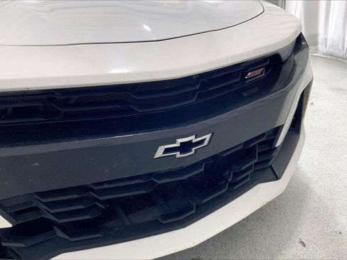 Used 2019 Chevrolet Camaro SS image 4