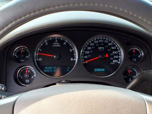 Used 2012 GMC Yukon SLT w/ SLT-2 Equipment Package image 23