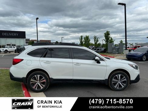 Used 2019 Subaru Outback 2.5i Limited w/ Popular Package #2 AWD/4WD image 9