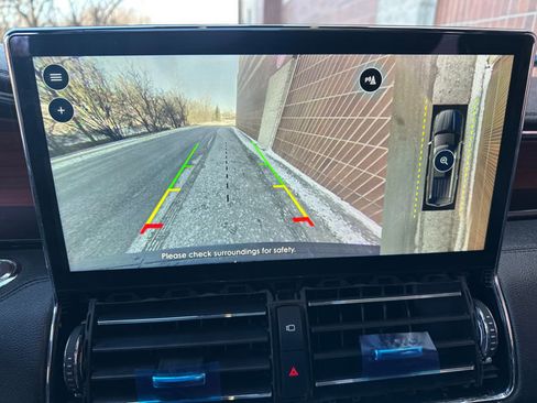 Used 2023 Lincoln Navigator L 4WD image 17