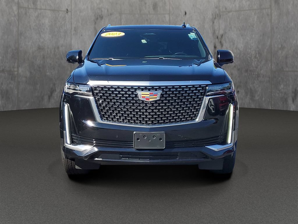 Used 2023 Cadillac Escalade ESV Premium Luxury AWD/4WD image 2