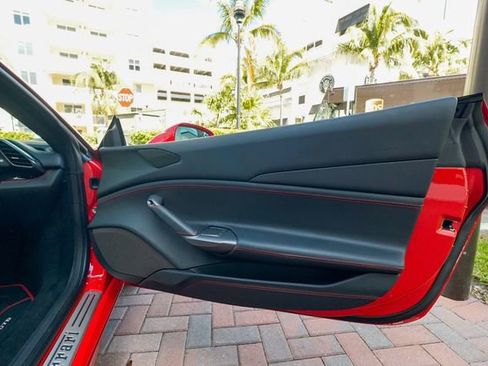 Used 2018 Ferrari 488 GTB image 74