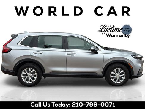Used 2023 Honda CR-V LX image 4
