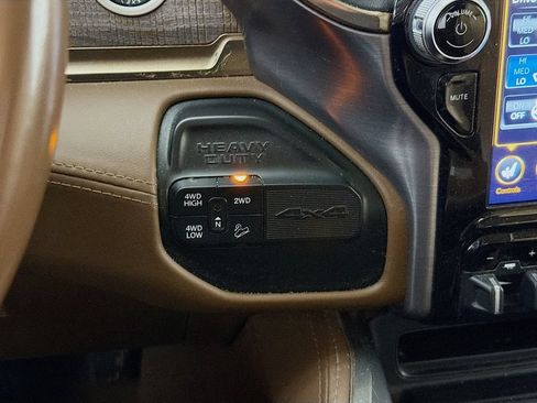 Used 2021 RAM 2500 Limited AWD/4WD image 17