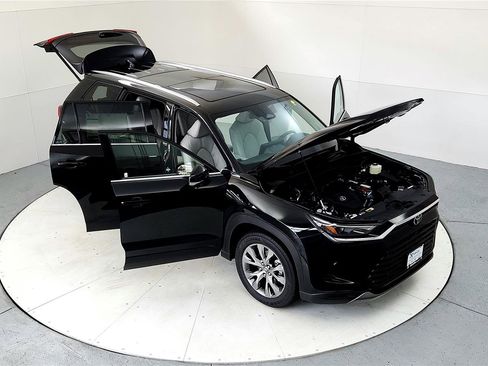 Certified 2024 Toyota Grand Highlander Limited image 21