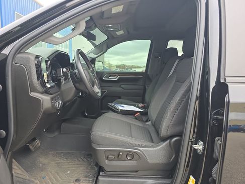 Used 2022 Chevrolet Silverado 1500 RST AWD/4WD image 9
