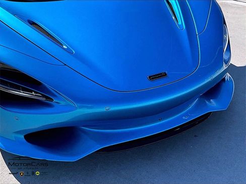 Used 2025 McLaren 750S Spider image 22