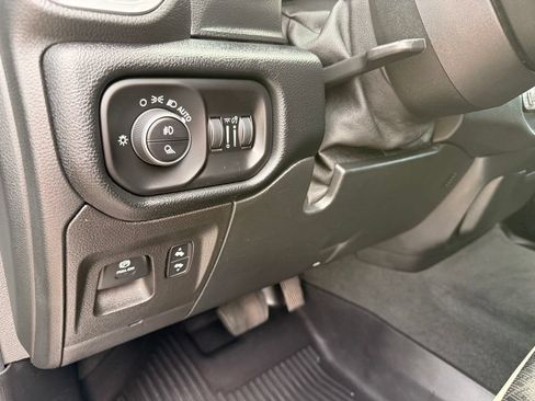 Used 2021 RAM 1500 Laramie AWD/4WD image 16