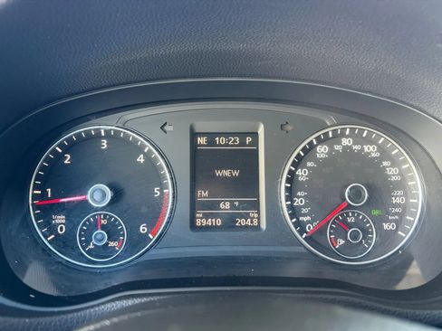 Used 2015 Volkswagen Passat TDI SEL Premium FWD image 32