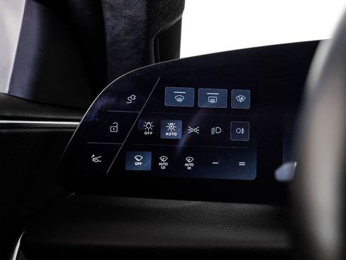 Used 2023 Lucid Air Touring image 24