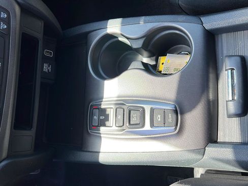Used 2023 Honda Ridgeline Sport image 20
