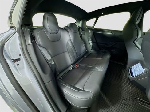 Used 2025 Tesla Model S Plaid image 32